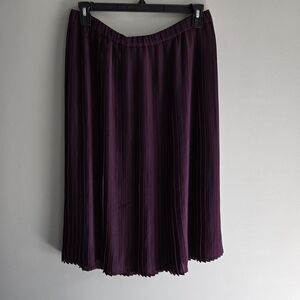 Eileen Fisher Pleated Skirt Women's Size 10 Plum Knee Length